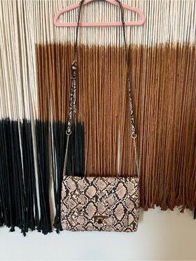 Snake-Print Crossbody Shoulder Bag in Beige and Black